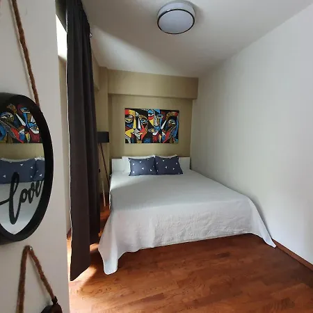 Stylish & Central Flat With Lovely Yard *